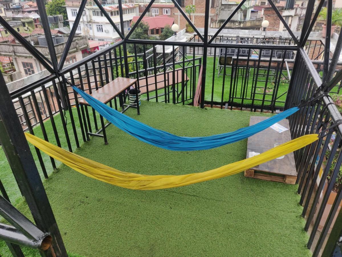 Yog Hostel Катманду Екстериор снимка