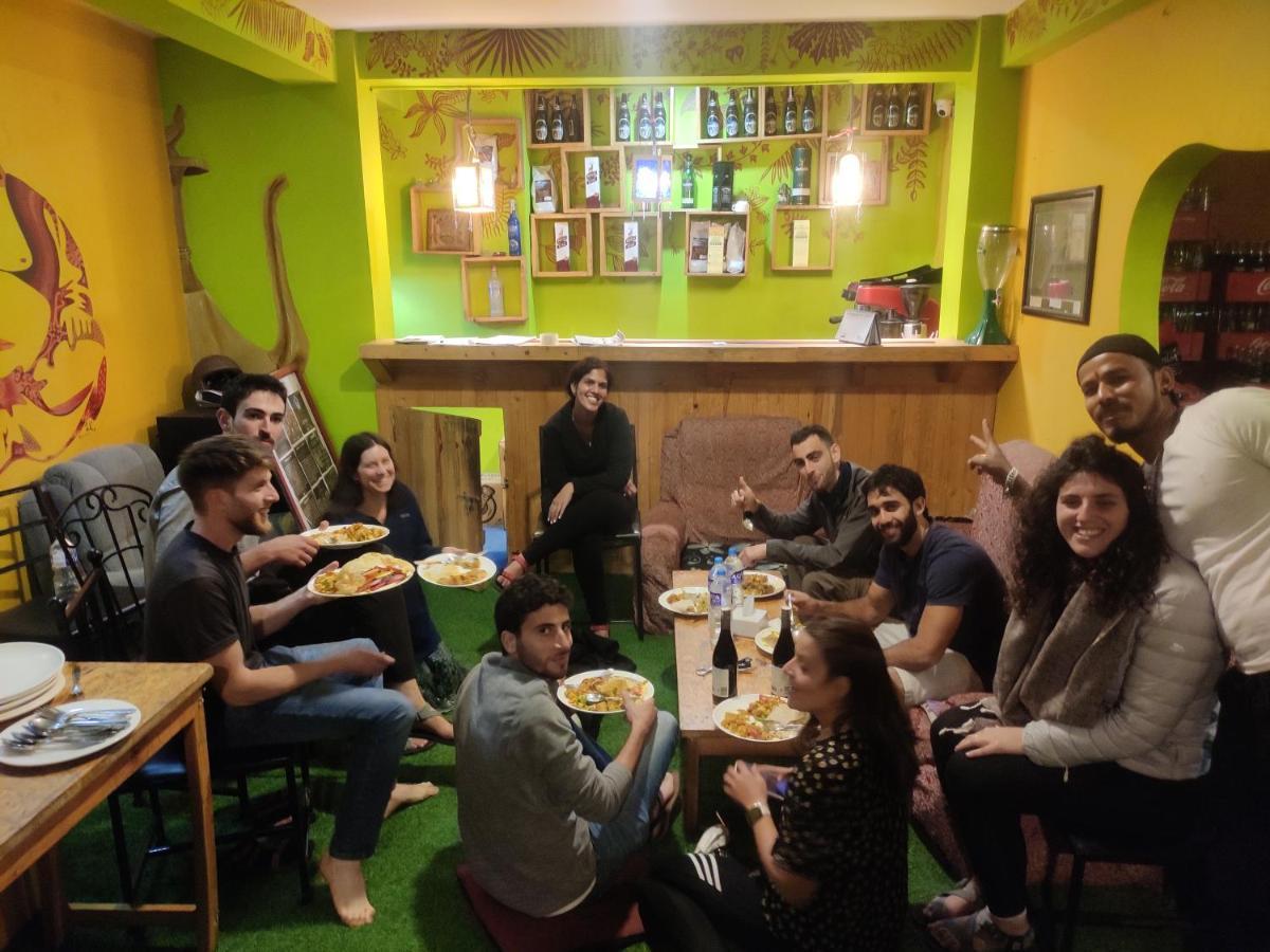 Yog Hostel Катманду Екстериор снимка
