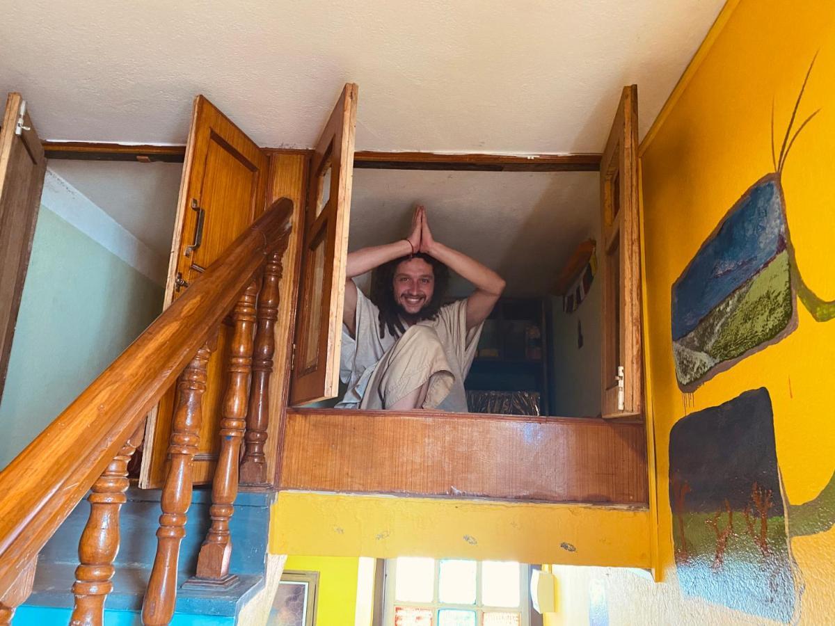 Yog Hostel Катманду Екстериор снимка