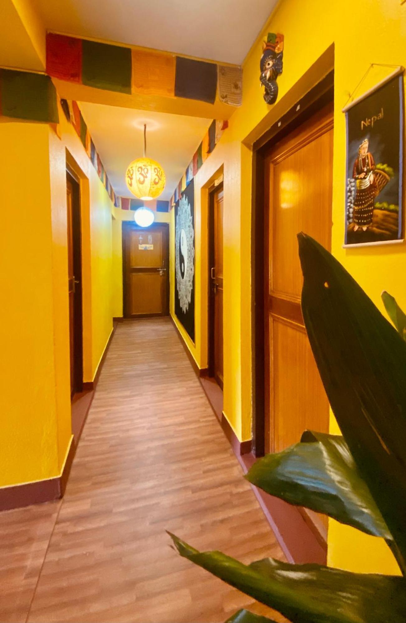 Yog Hostel Катманду Екстериор снимка