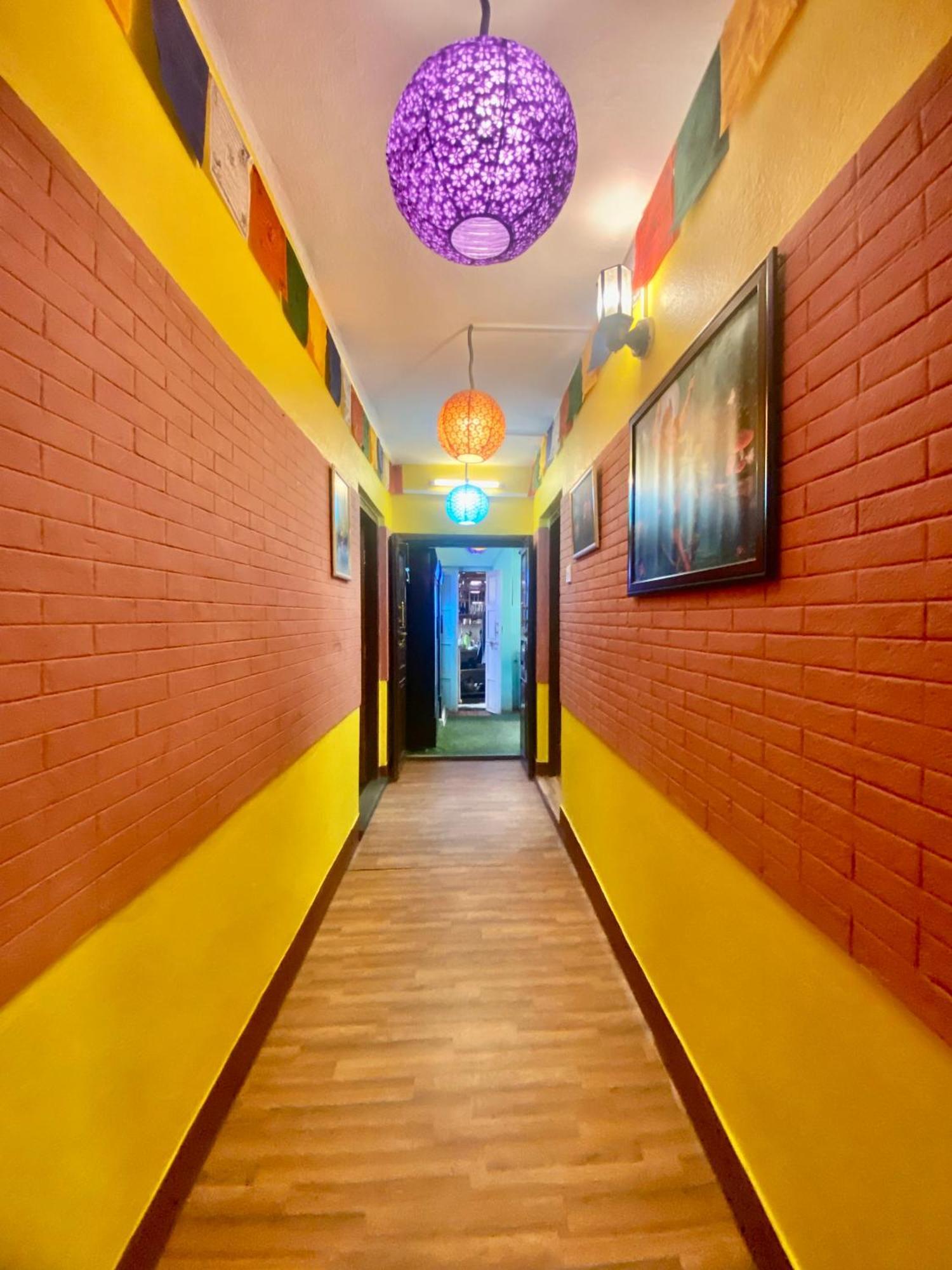 Yog Hostel Катманду Екстериор снимка