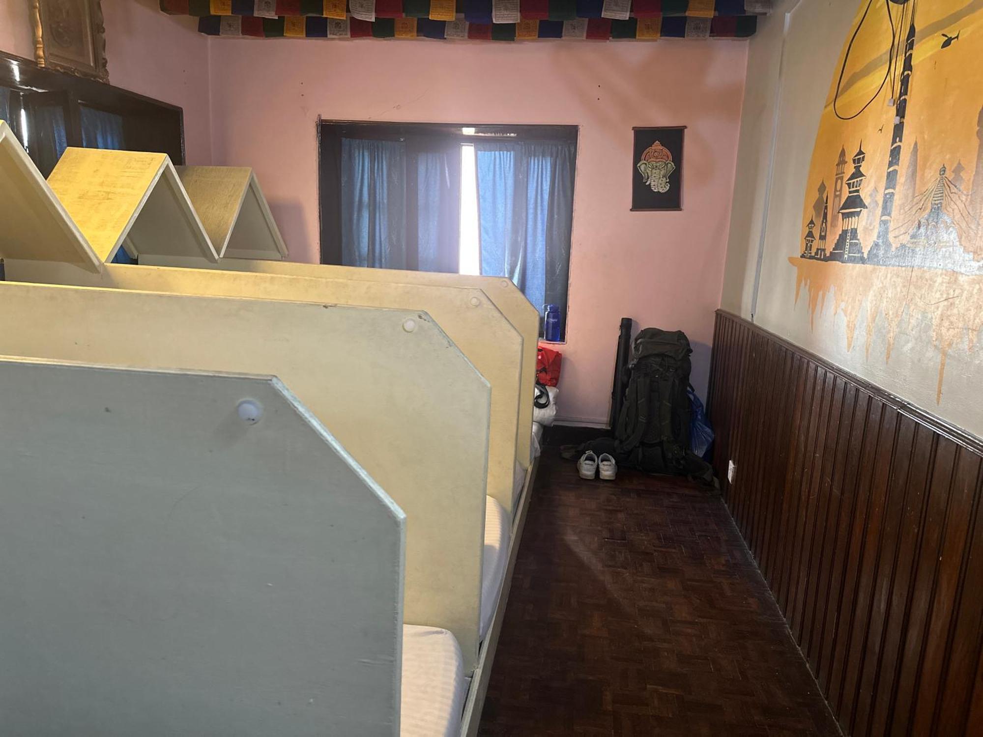 Yog Hostel Катманду Екстериор снимка